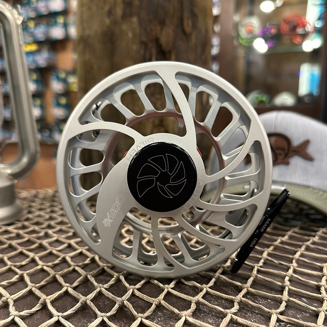 Nautilus CCF-X2 SilverKing Brushed Titanium – JDOutdoorAdventures