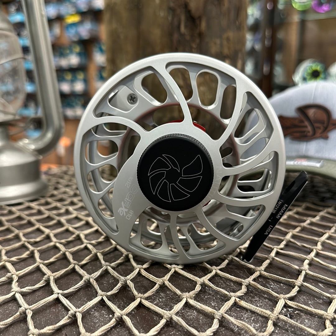 Nautilus CCFX2 8/10 Brushed Titanium JDOutdoorAdventures